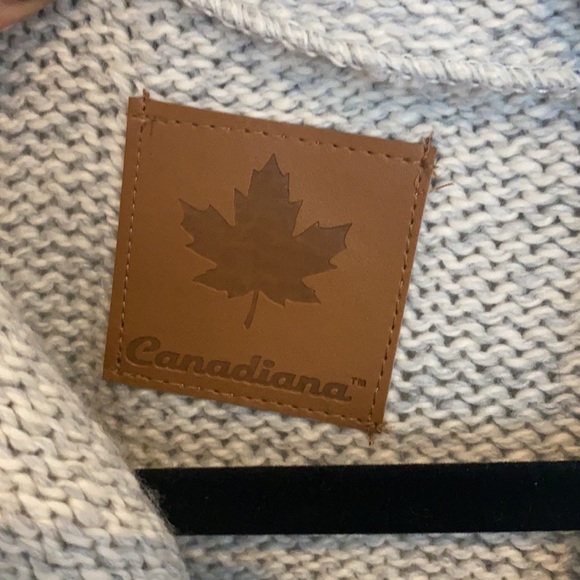 Canadian sweater - Picture 2 of 4